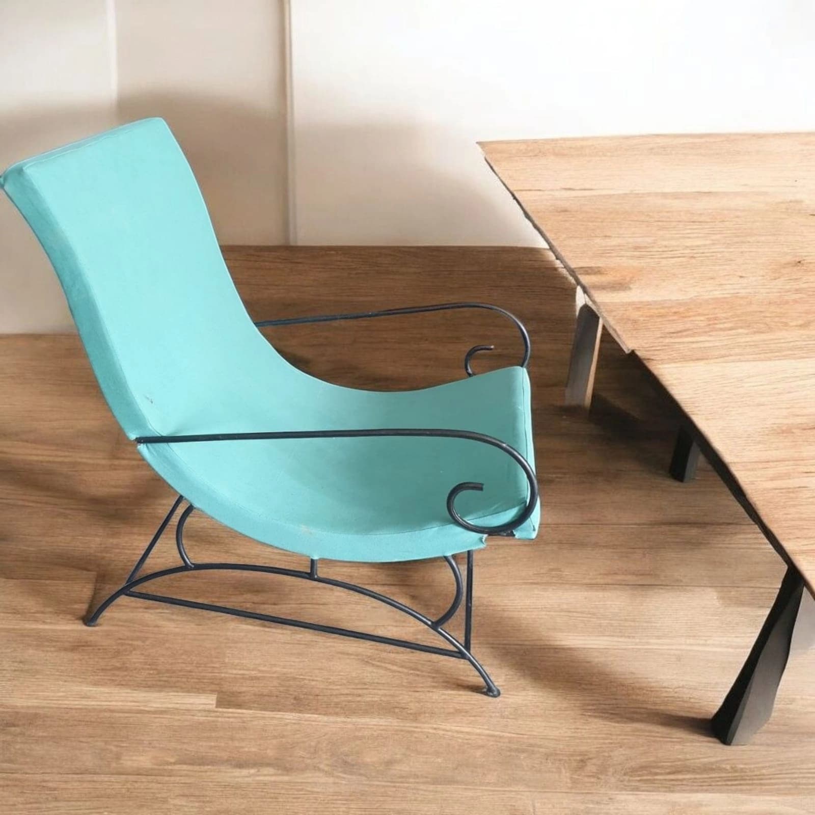 Aqua Iron Frame Lounge Chair